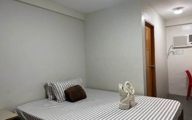 Happy Grey Hotel Vigan