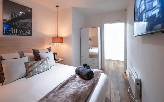 Manhattan Luxury Suites