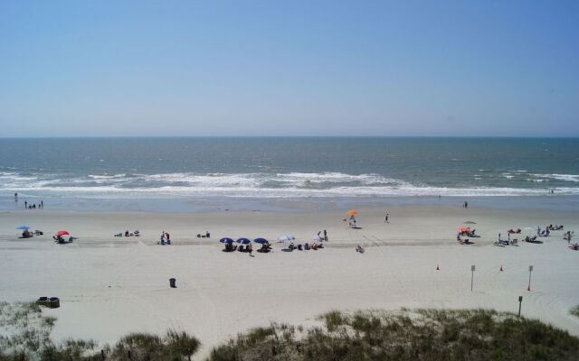 Windemere 605 by RedAwning