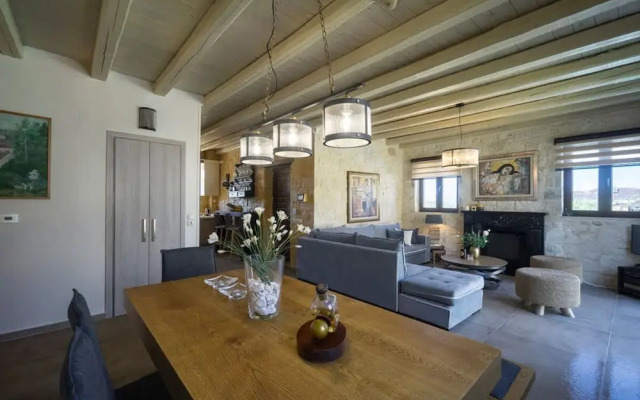 Heraklion Twins House - Private Pool Retreat