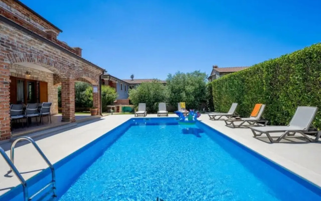 Villa Amani Comfortable Holiday Residence