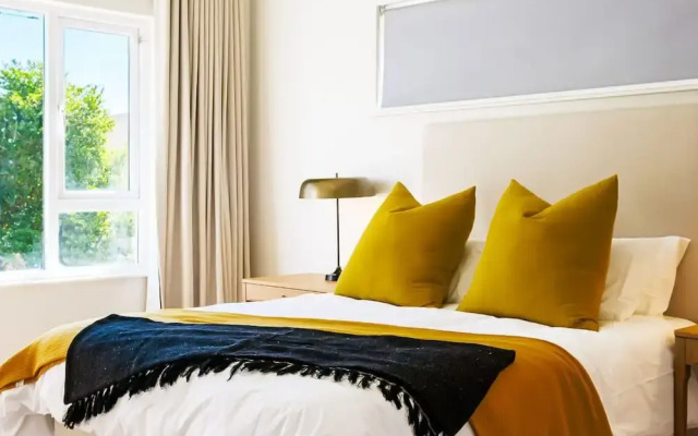 Modern Elegance Meets City Serenity at Meliora