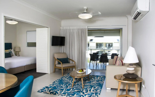 1770 Lagoons Central Apartment Resort
