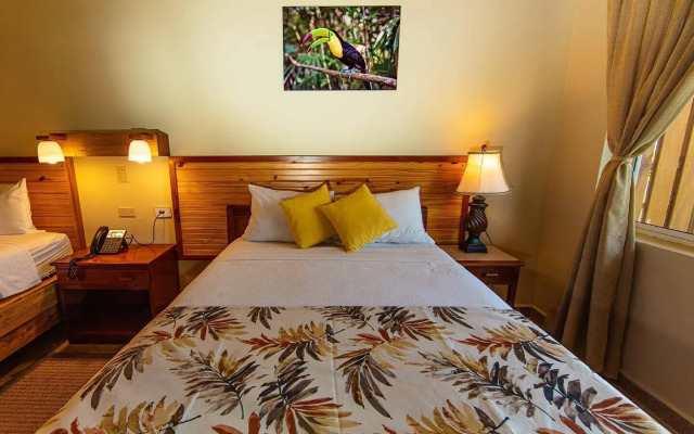 Pelican Beach Resort