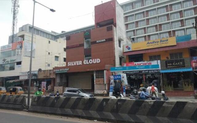 Silver Cloud By OYO Rooms