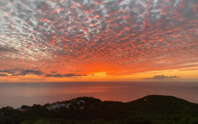 PARADIS AU SOLEIL, vue panoramique sur mer