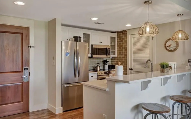 Market Street Inn 545