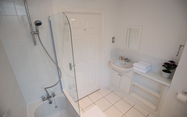 Celador Apartments - Blakes Quay Serviced Apartments