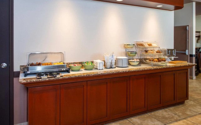 Quality Inn And Suites Lethbridge