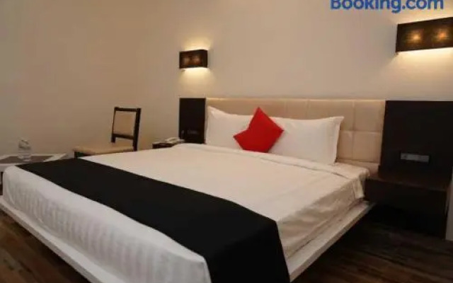 OYO Hotel Sitara Grand