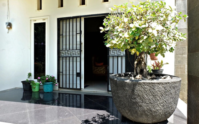 Spot on 2845 la Reso Homestay Syariah