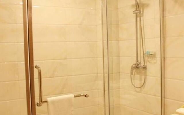 Amy Crystal Business Hotel