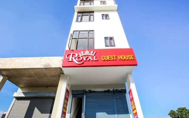 Royal Guest House by OYO Rooms