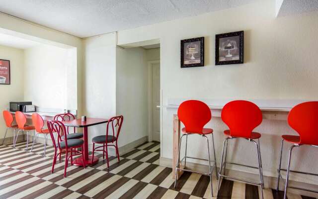 Econo Lodge Weldon - Roanoke Rapids