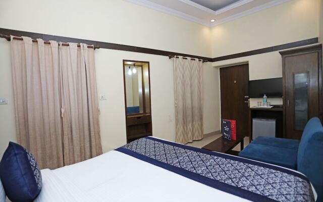 Vivek Hotel