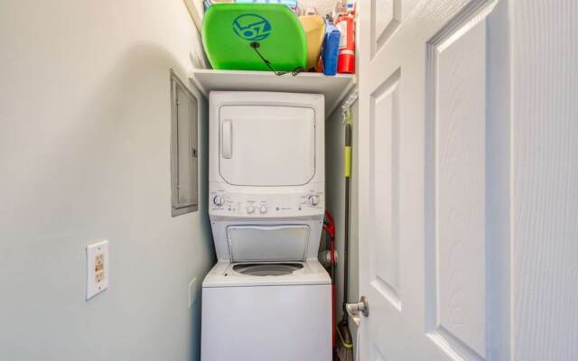 Ocean and Racquet #3116