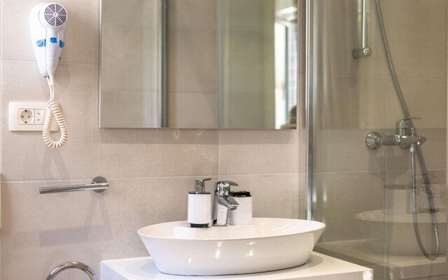Stunning Home in Medici With Wifi and 2 Bedrooms