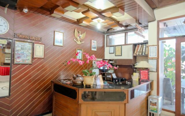 Spot On 1761 Hotel Dirgahayu