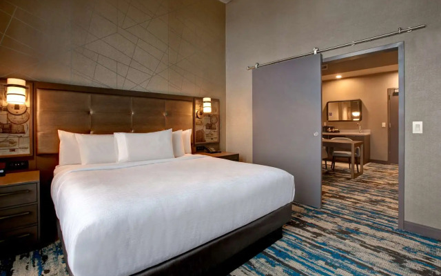 Embassy Suites Rockford Riverfront