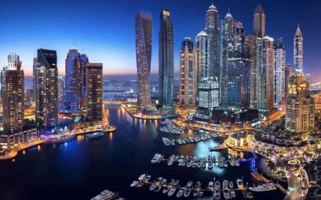 Amazing 1br Dubai Marina, Sea View, Metro Nearby