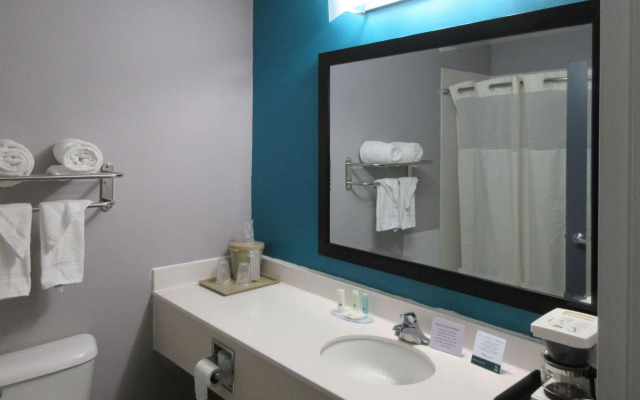 Quality Inn & Suites