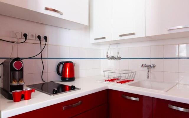 Suquet Beach Center - 10m walk from Palace 100m beach