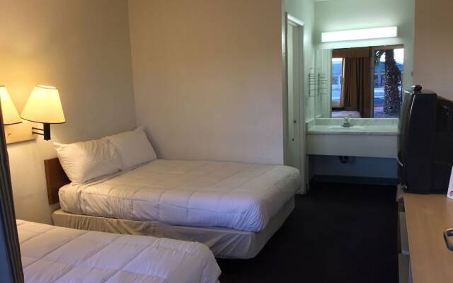 Extend A Suites - Tuscon Airport