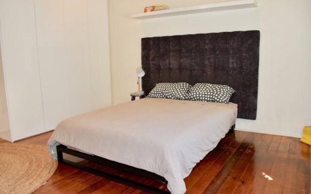 Artistic Apartment in Sunny Elwood near St Kilda