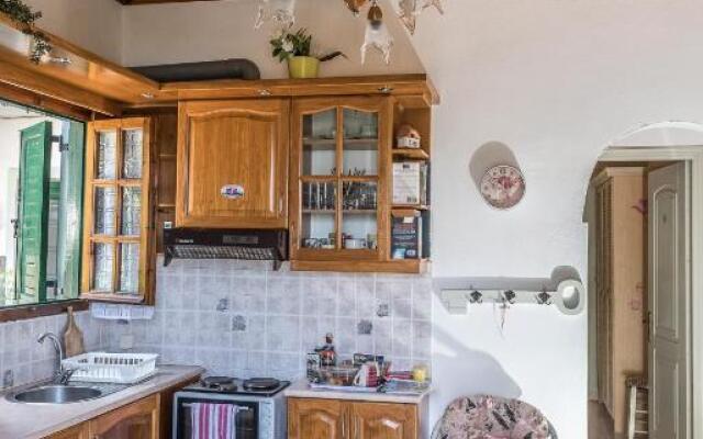 Kanoni Beach Apartments