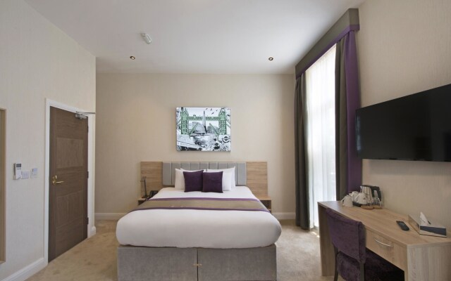 OYO Townhouse 30 Sussex Hotel