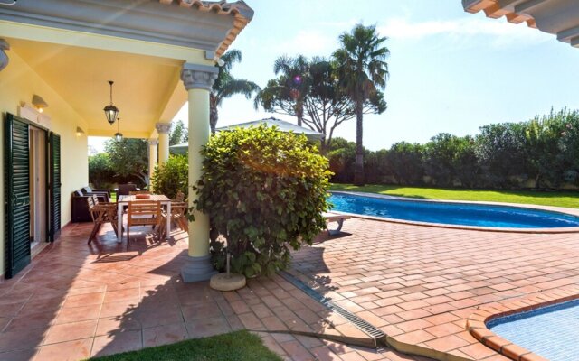 Villa With 2 Bedrooms in Almancil, With Private Pool, Enclosed Garden