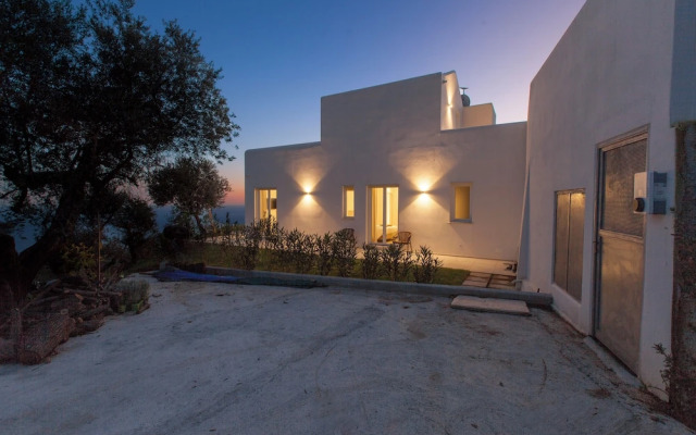 Design Villa With Infinity Pool & Li Galli View