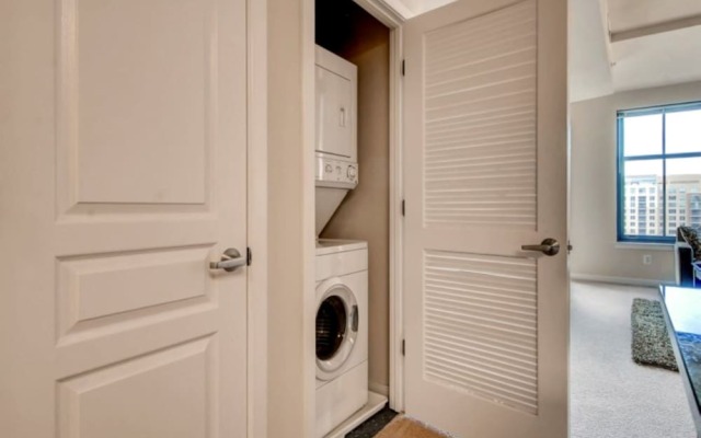 Global Luxury Suites at Town Center