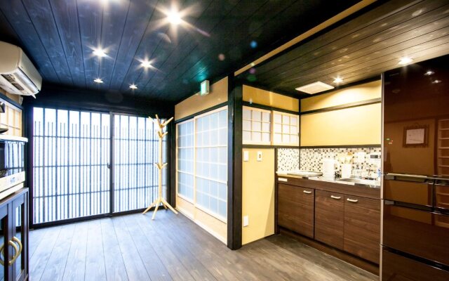 Miro Shichijo Hanabatakecho Tei