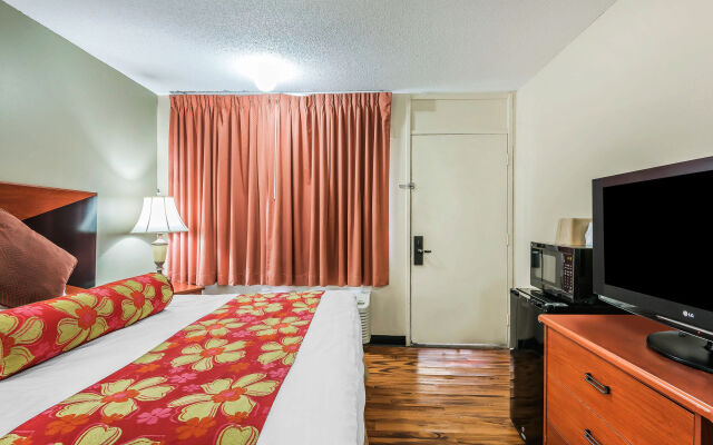 Rodeway Inn & Suites