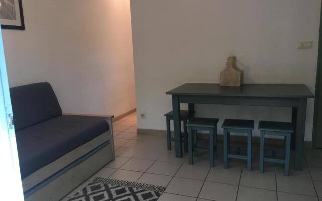 maisonnette 6 pers dans résidence avec piscine