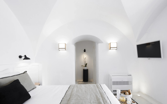 Charisma Suites