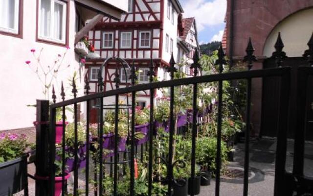 Ferienwohnungen Calwer Höfle Marktplatz