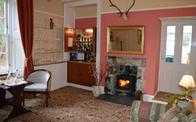 Fairwinds Hotel