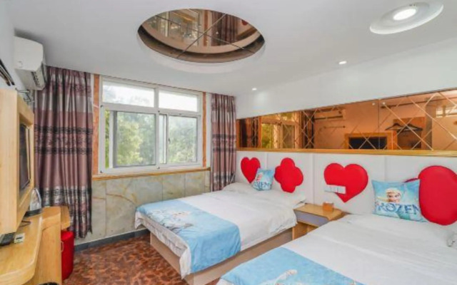 Yijin Hostel
