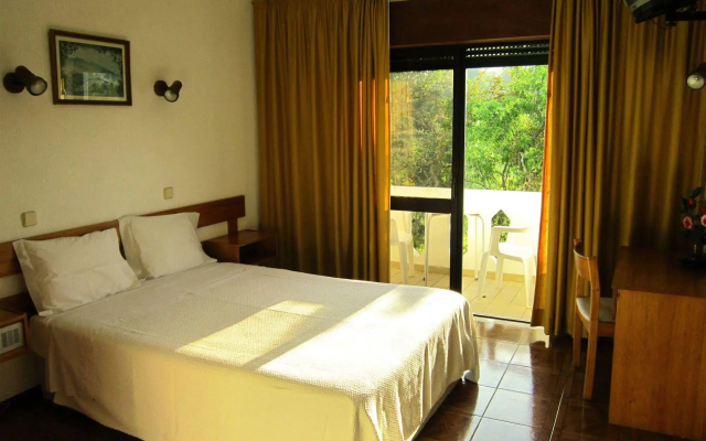 Hotel Alcaide