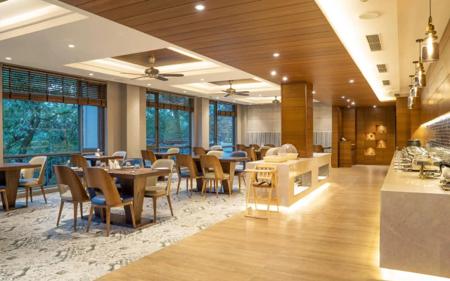 The Rosefinch Sarovar Portico