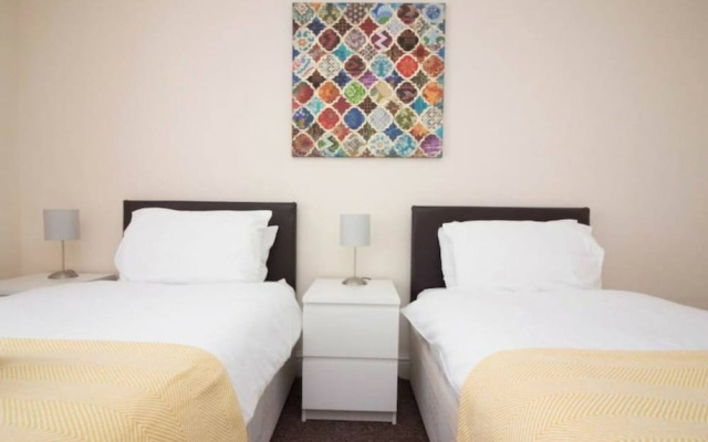 Southampton House - 2 Bedroom Accommodation