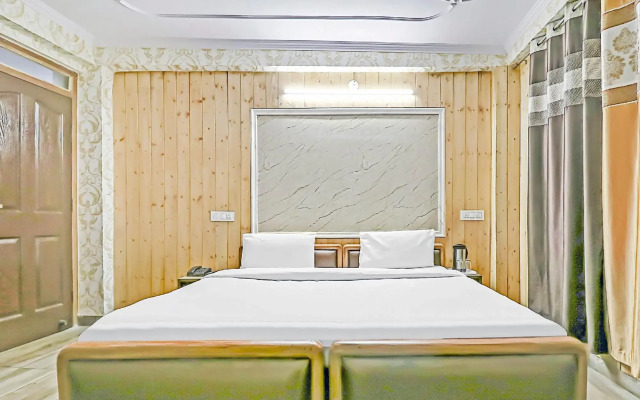 Collection O 83430 Hotel Sanjauli Inn