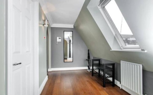 2Bed 2Bath Apartment in Fitzrovia