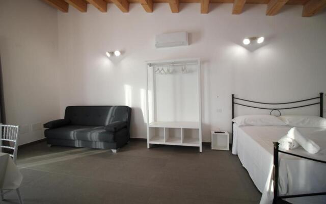 Dimora Savarino Suites with pool