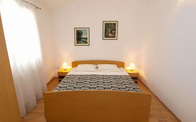 Apartment 440