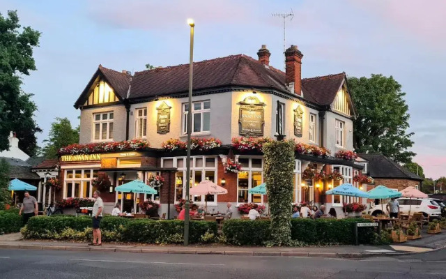 José Pizarro The Swan Inn Esher