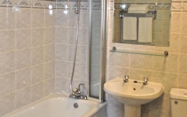 Lochway Hotel