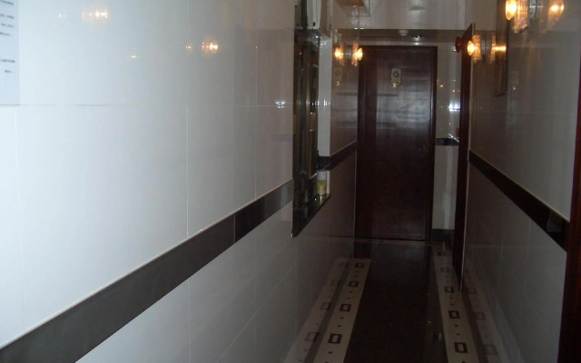 Maple Leaf Guest House